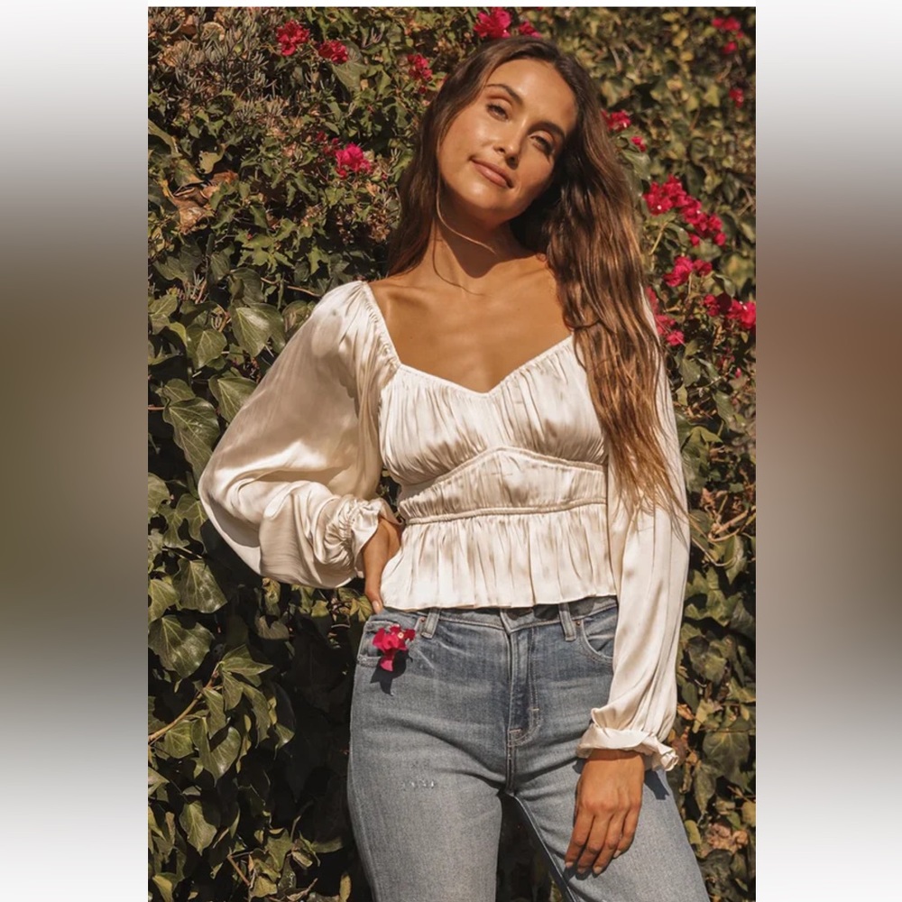 Lulu's Cream Satin Peasant Blouse
